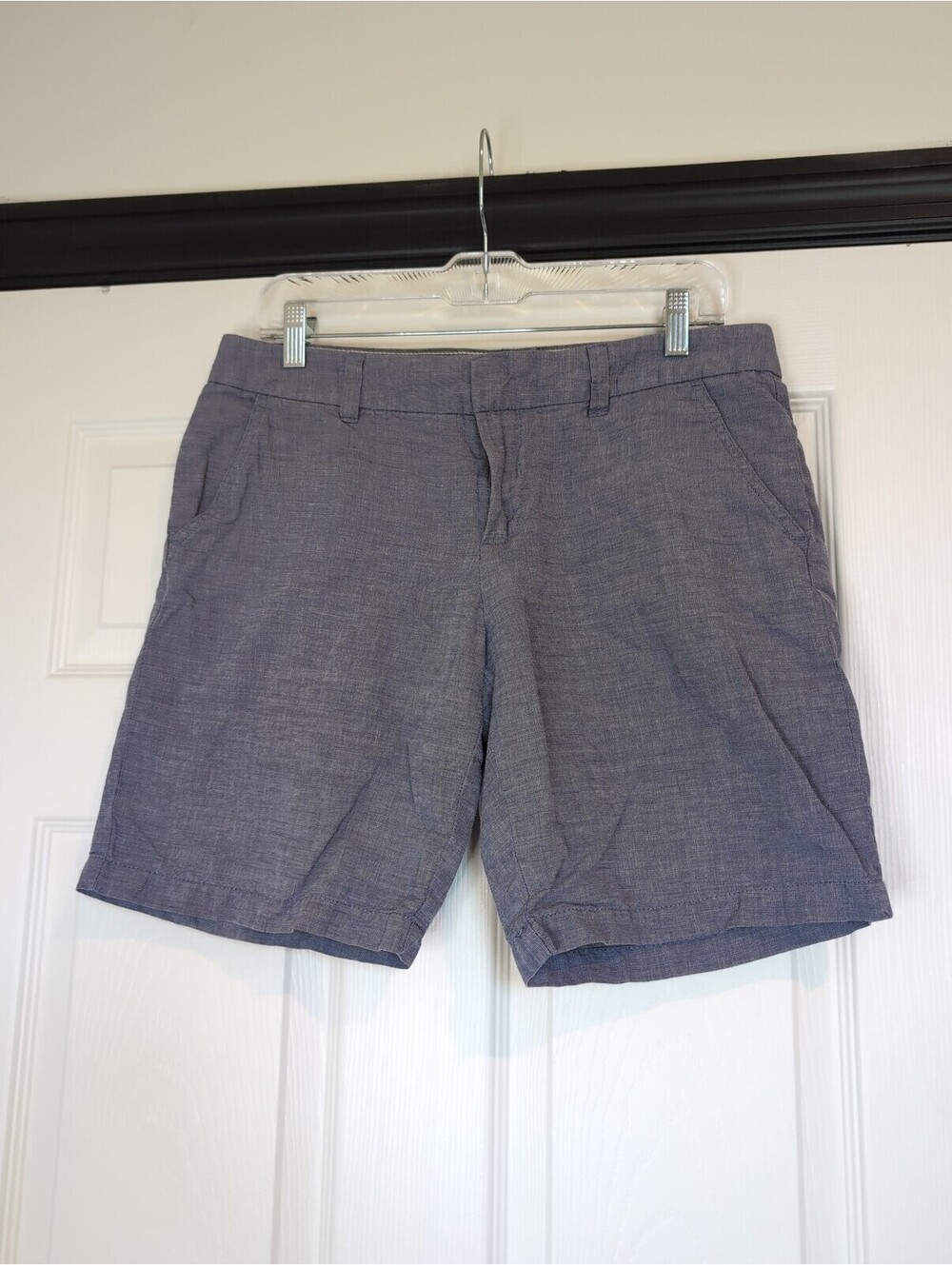 Size 8 women's Tommy linen/cotton shorts
